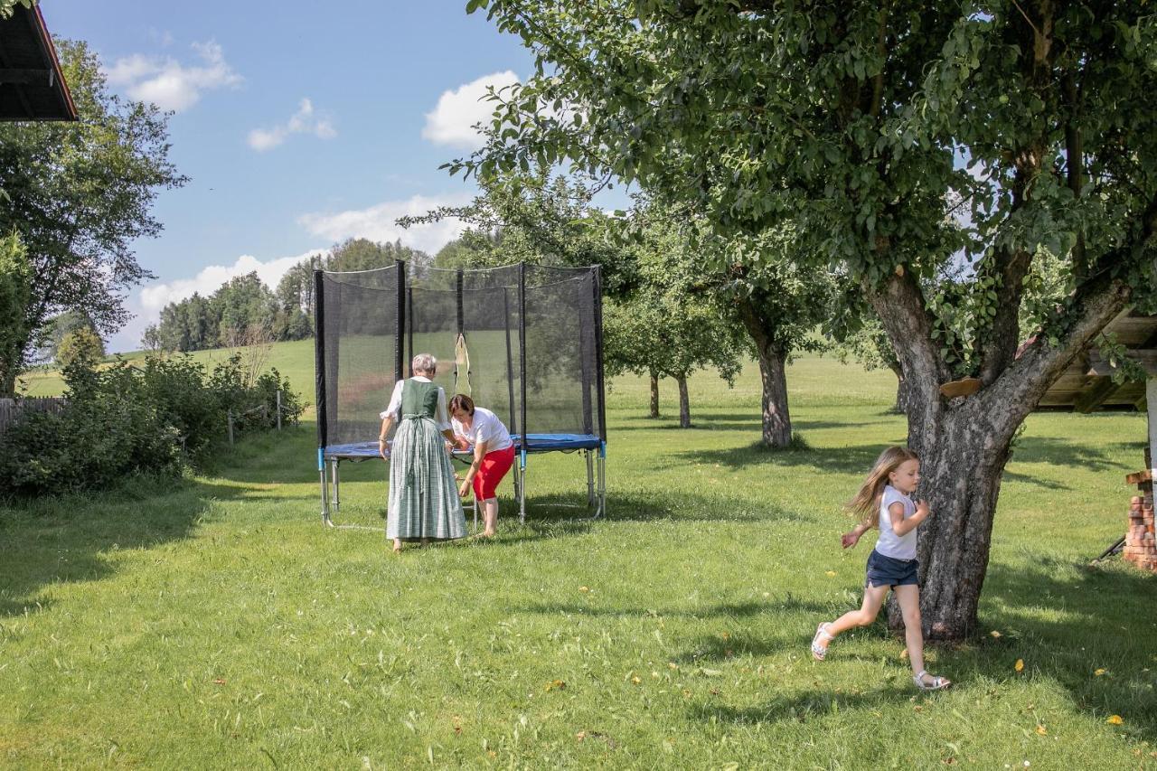 Ferienhof Naderhirn - Bauernhof ヴェークシャイト エクステリア 写真