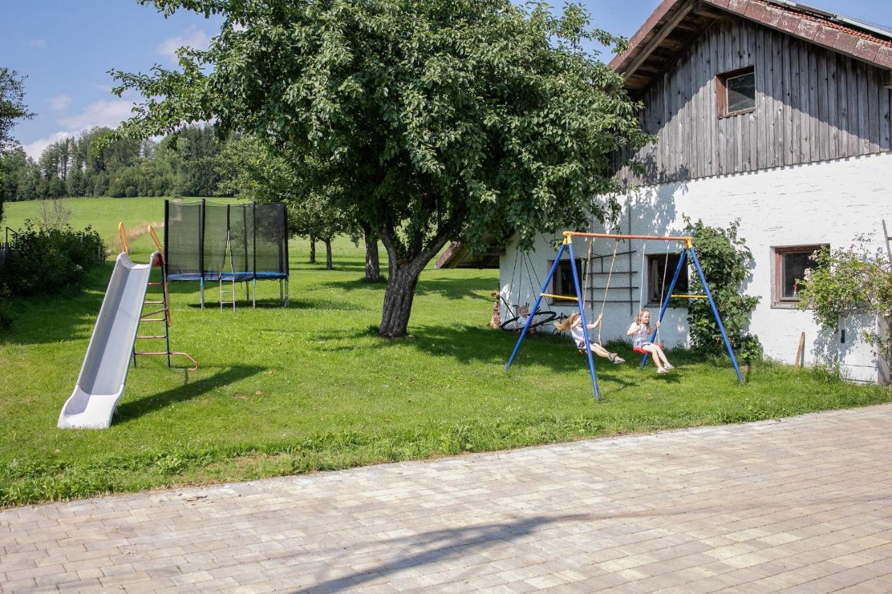 Ferienhof Naderhirn - Bauernhof ヴェークシャイト エクステリア 写真