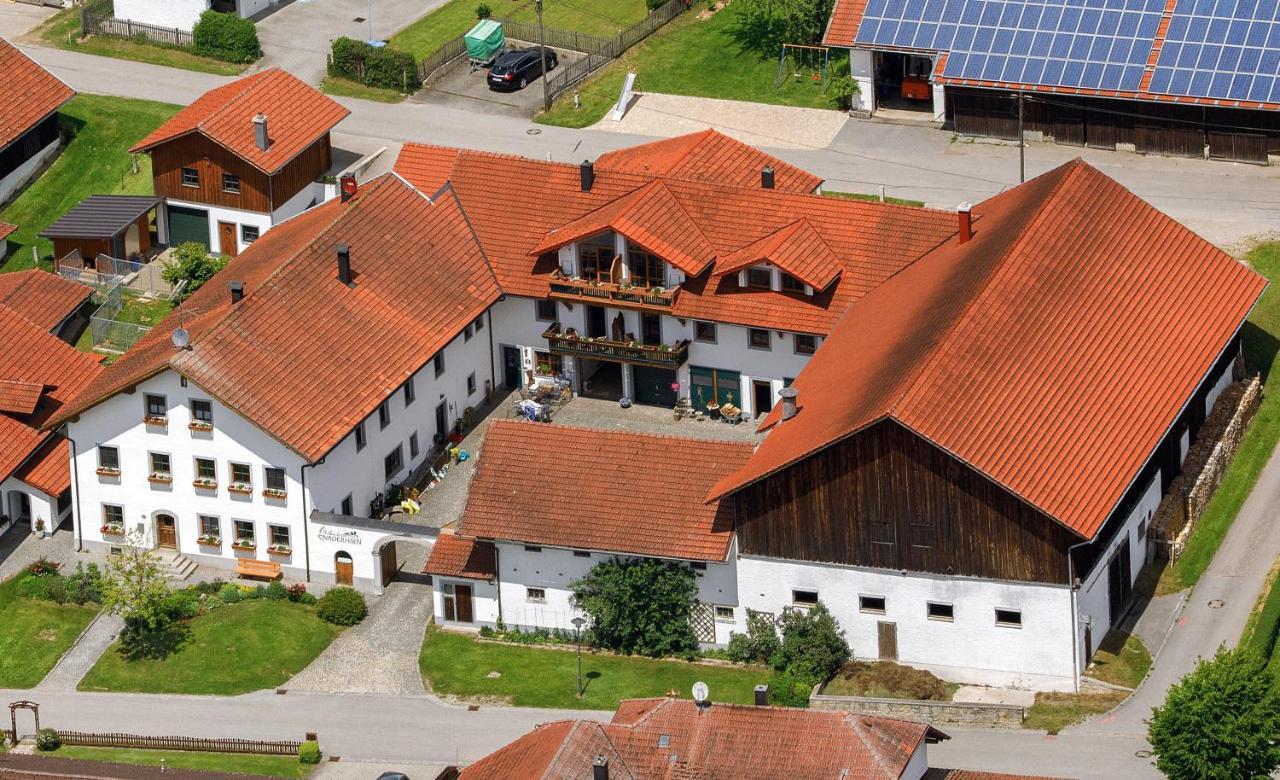 Ferienhof Naderhirn - Bauernhof ヴェークシャイト エクステリア 写真