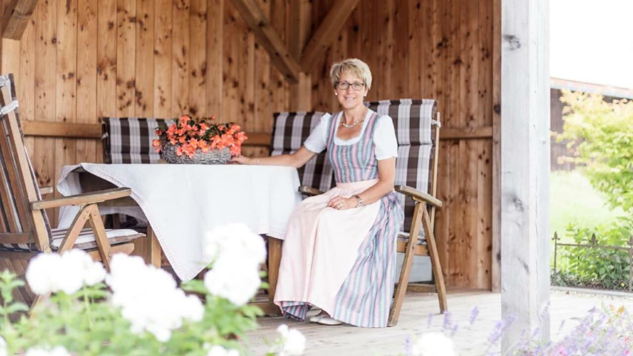 Ferienhof Naderhirn - Bauernhof ヴェークシャイト エクステリア 写真